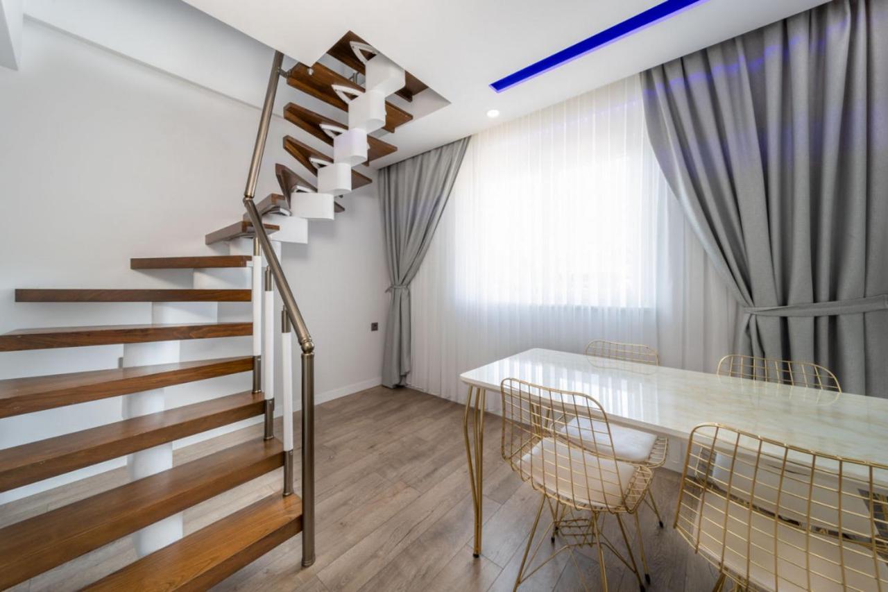 Modern And Central Duplex Apartment Near Beach In Antália Exterior foto